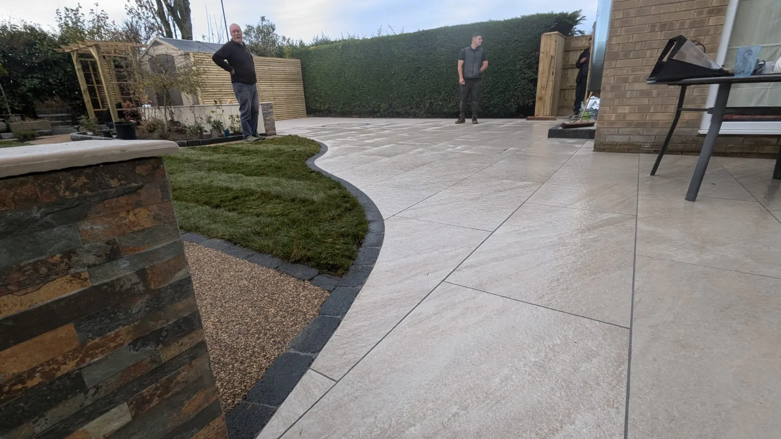 Curved patio and lawn garden project